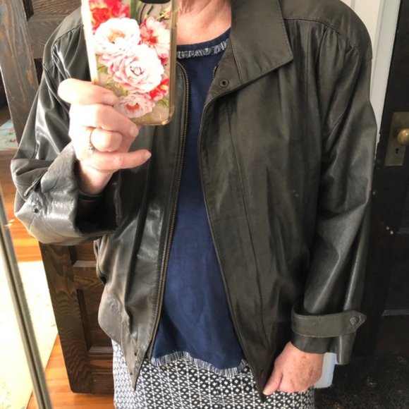 VINTAGE 80s Leather Jacket Black Bomber Oversized Batwing Sleeve Comint Large - Picture 8 of 16